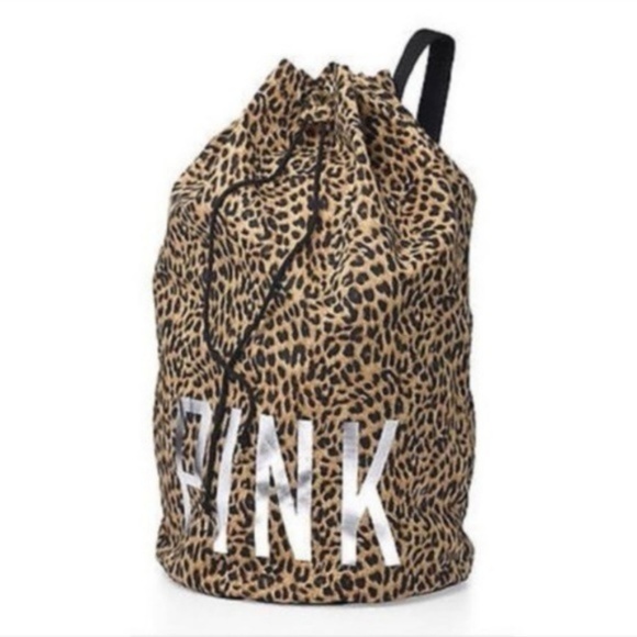 Pink VS Cheetah Laundry Bag - Picture 1 of 6